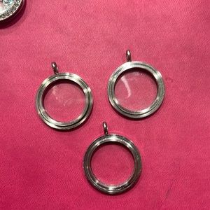 Origami Owl large silver twist living locket bases